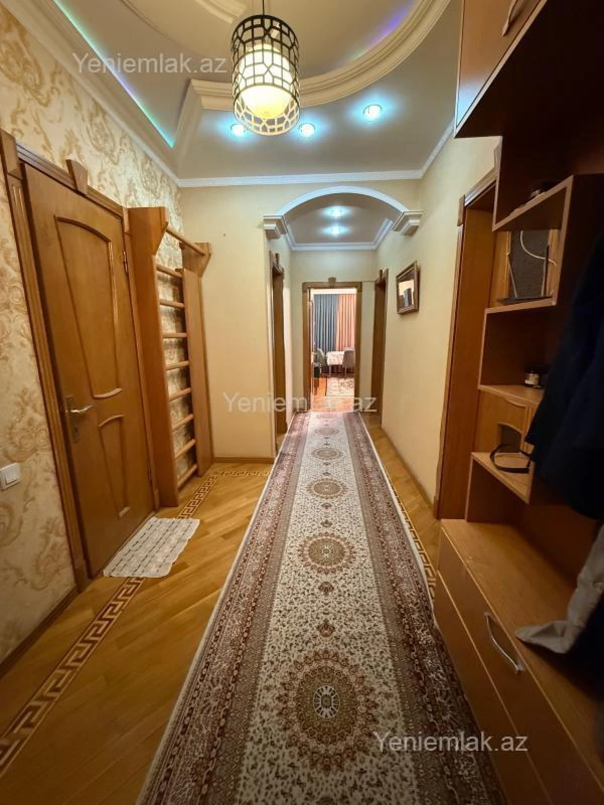 Satılır 4 otaqlı yeni tikili 140 m²