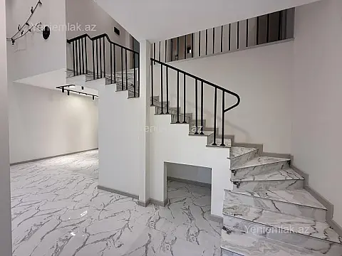 Satılır 4 otaqlı həyət evi 176 m²