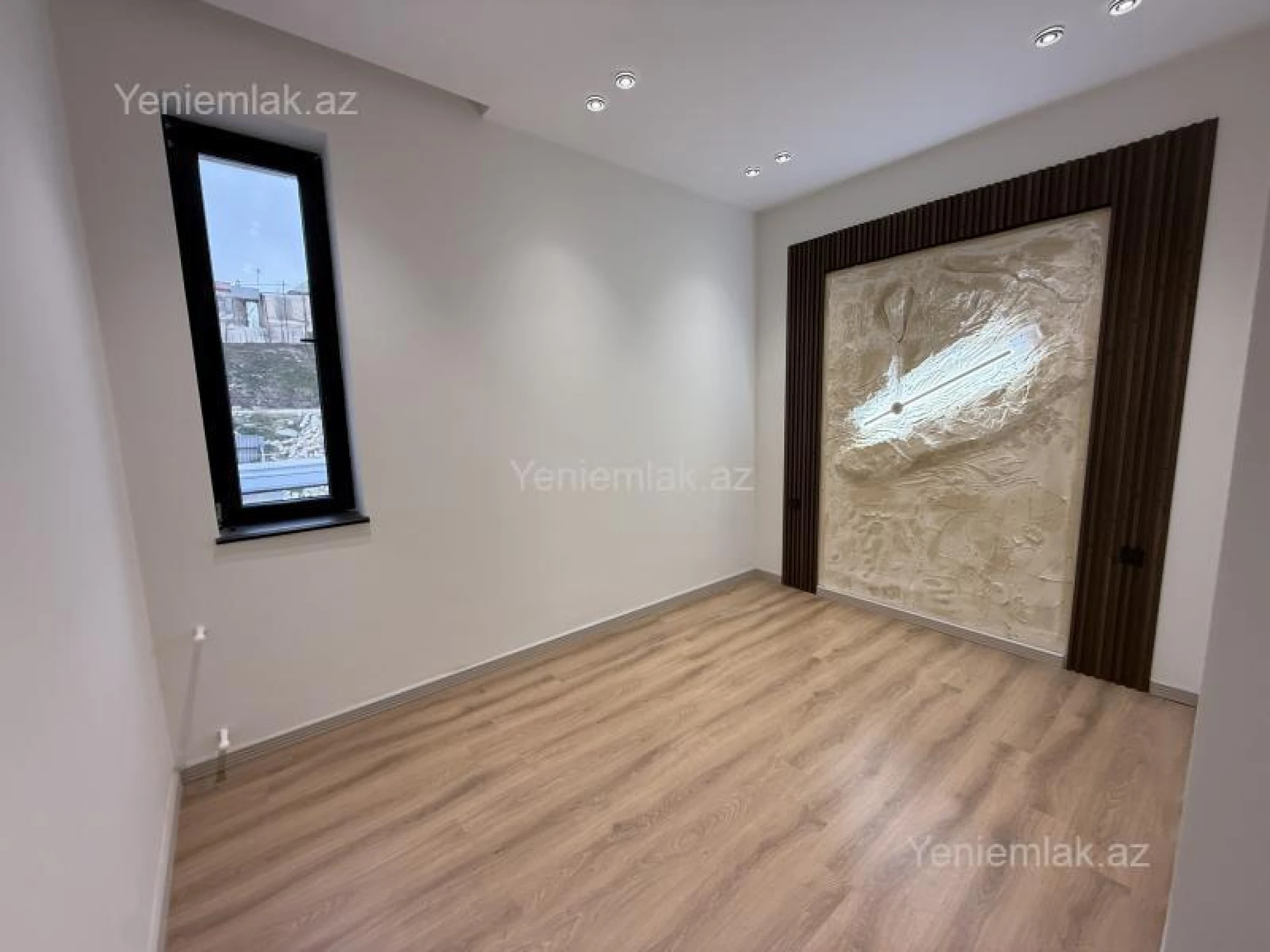 Satılır 4 otaqlı həyət evi 176 m²