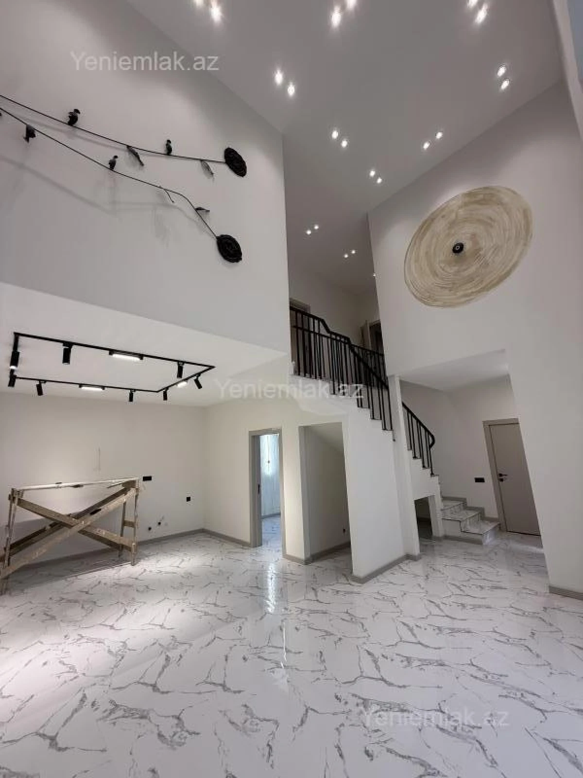 Satılır 4 otaqlı həyət evi 176 m²