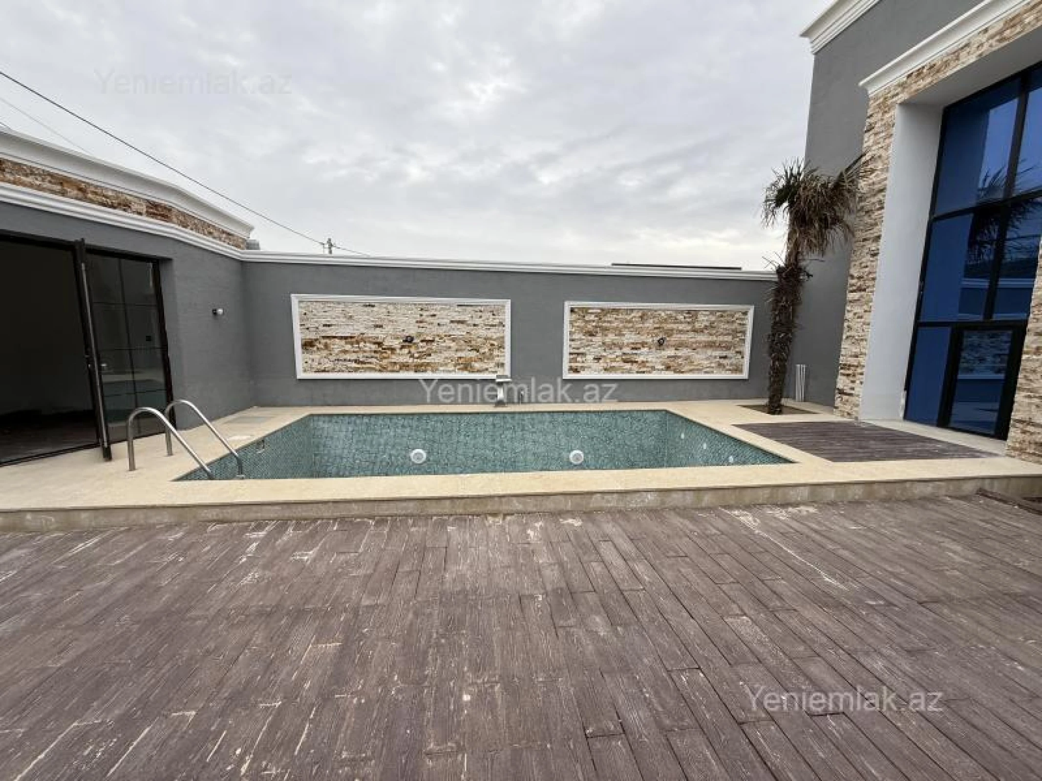 Satılır 4 otaqlı həyət evi 176 m²