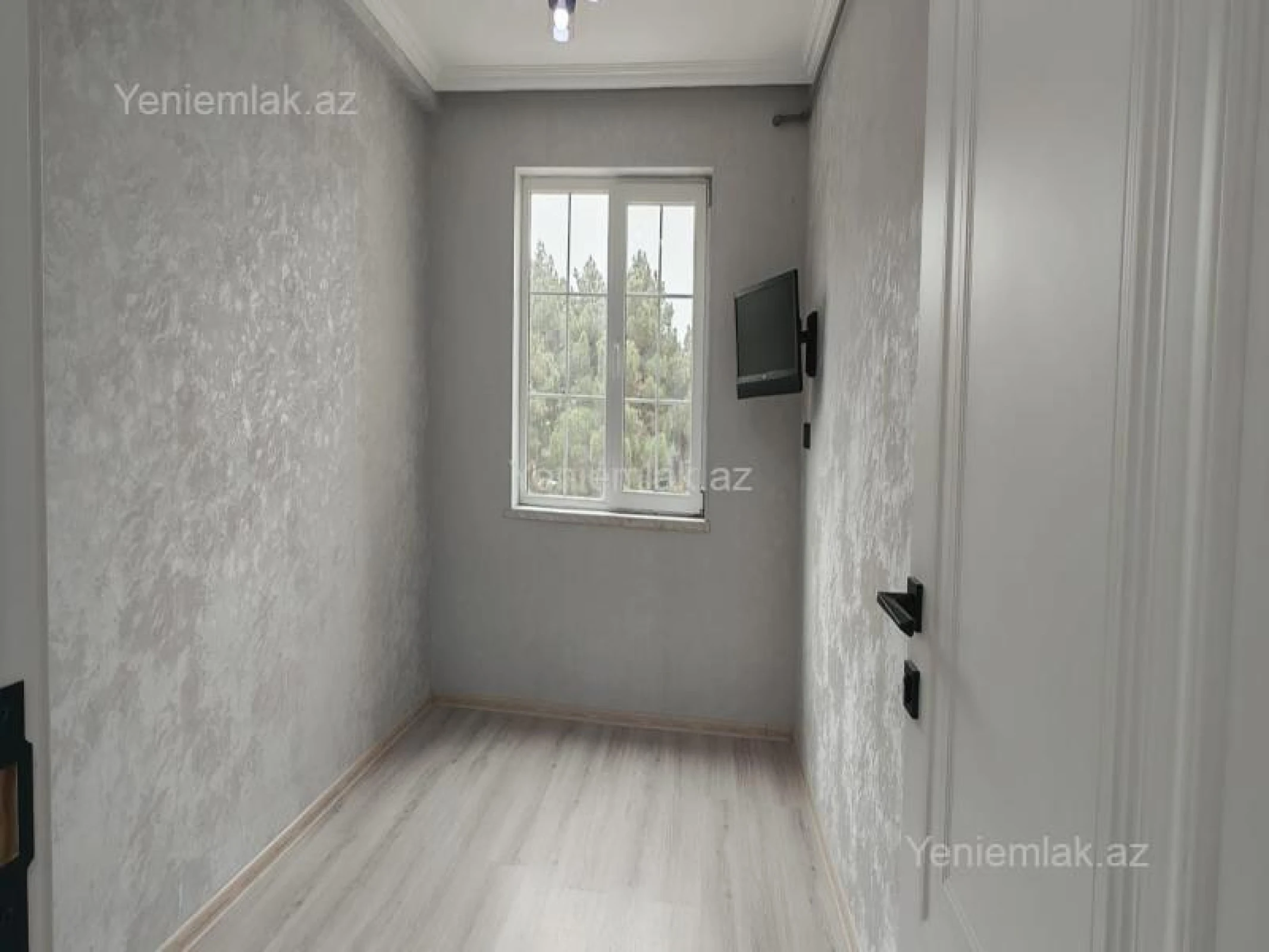 Satılır 2 otaqlı köhnə tikili 35 m²