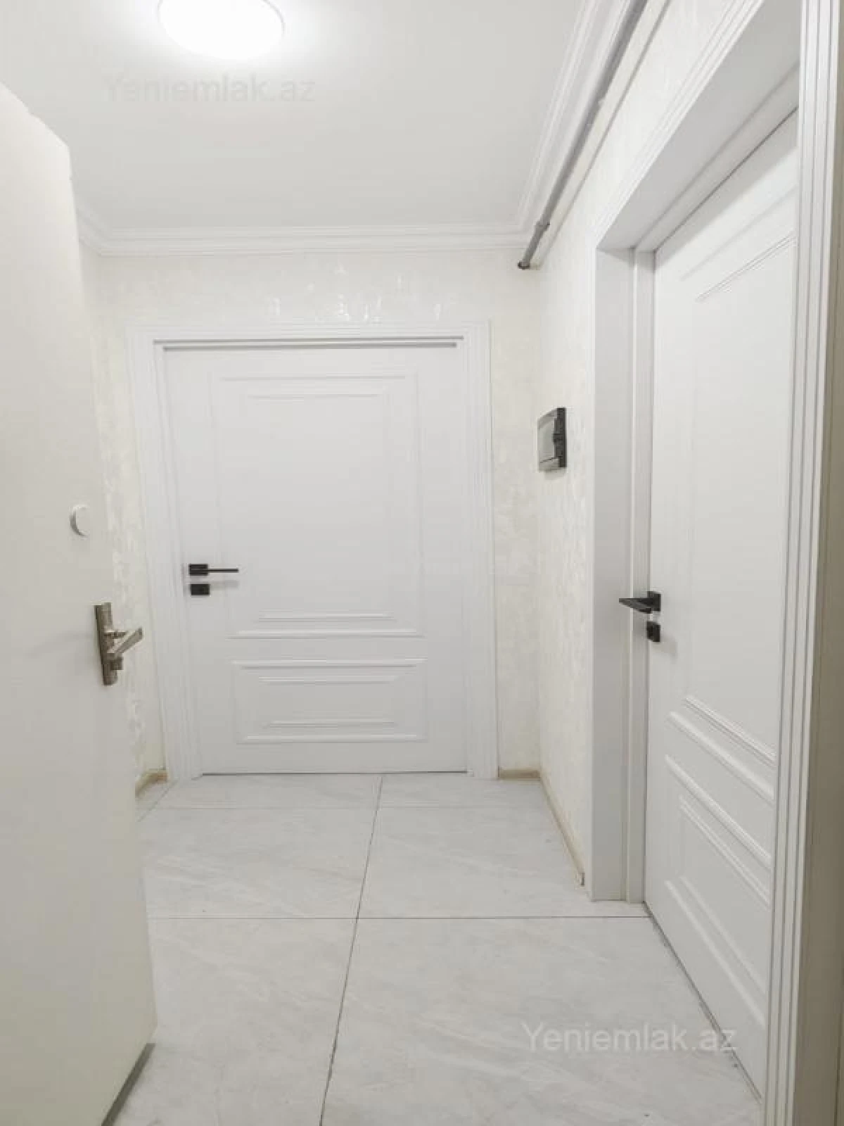 Satılır 2 otaqlı köhnə tikili 35 m²