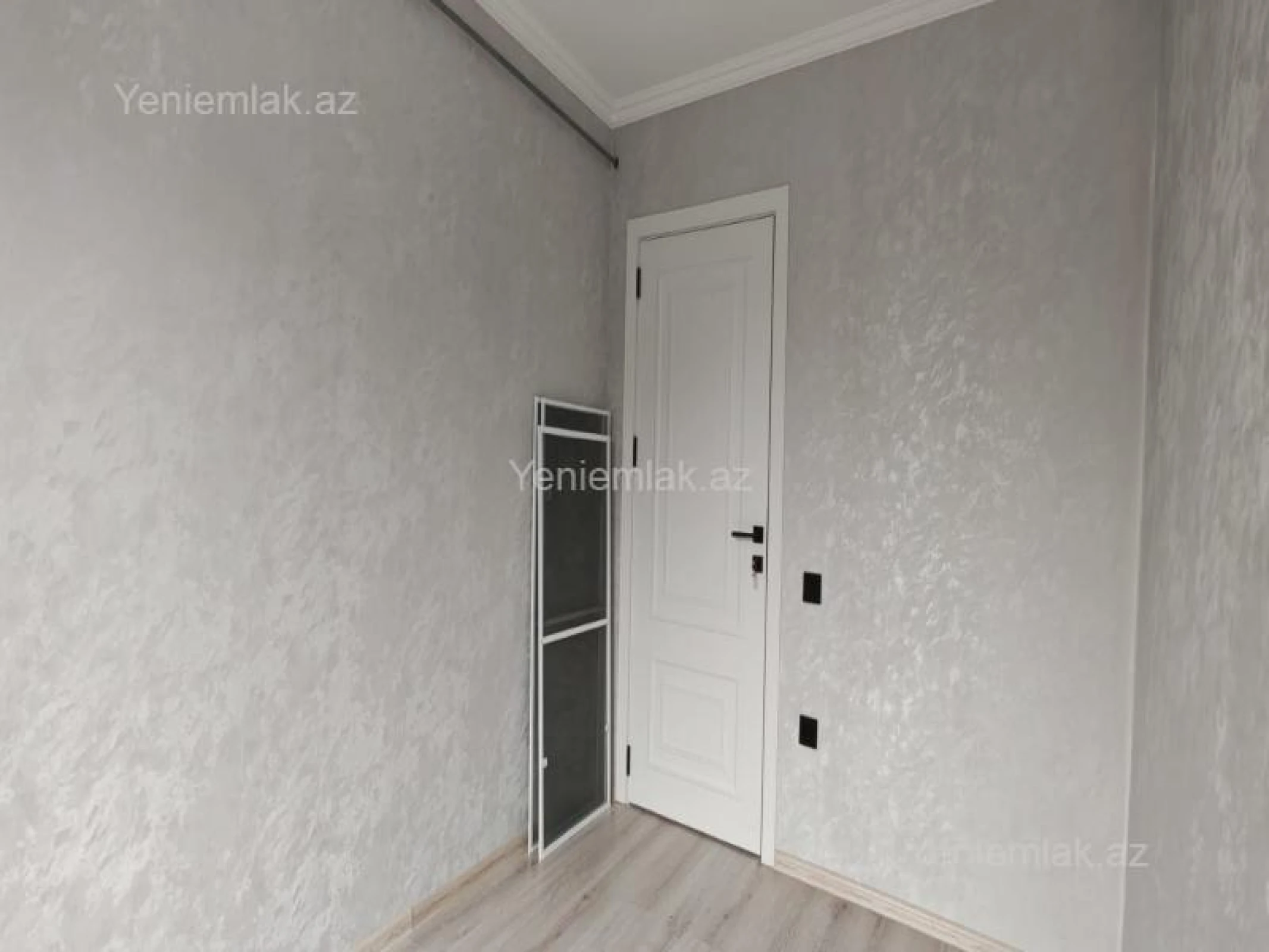 Satılır 2 otaqlı köhnə tikili 35 m²