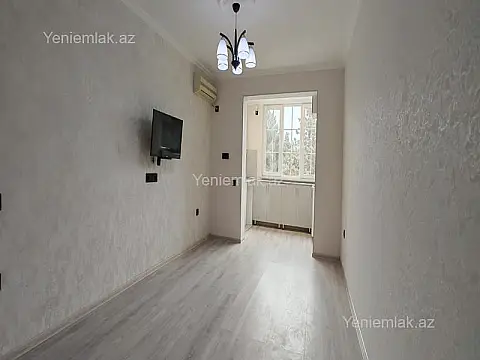 Satılır 2 otaqlı köhnə tikili 35 m²