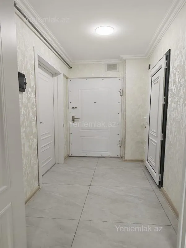 Satılır 2 otaqlı köhnə tikili 35 m²