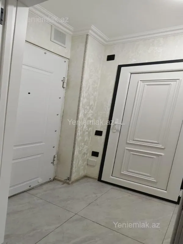 Satılır 2 otaqlı köhnə tikili 35 m²