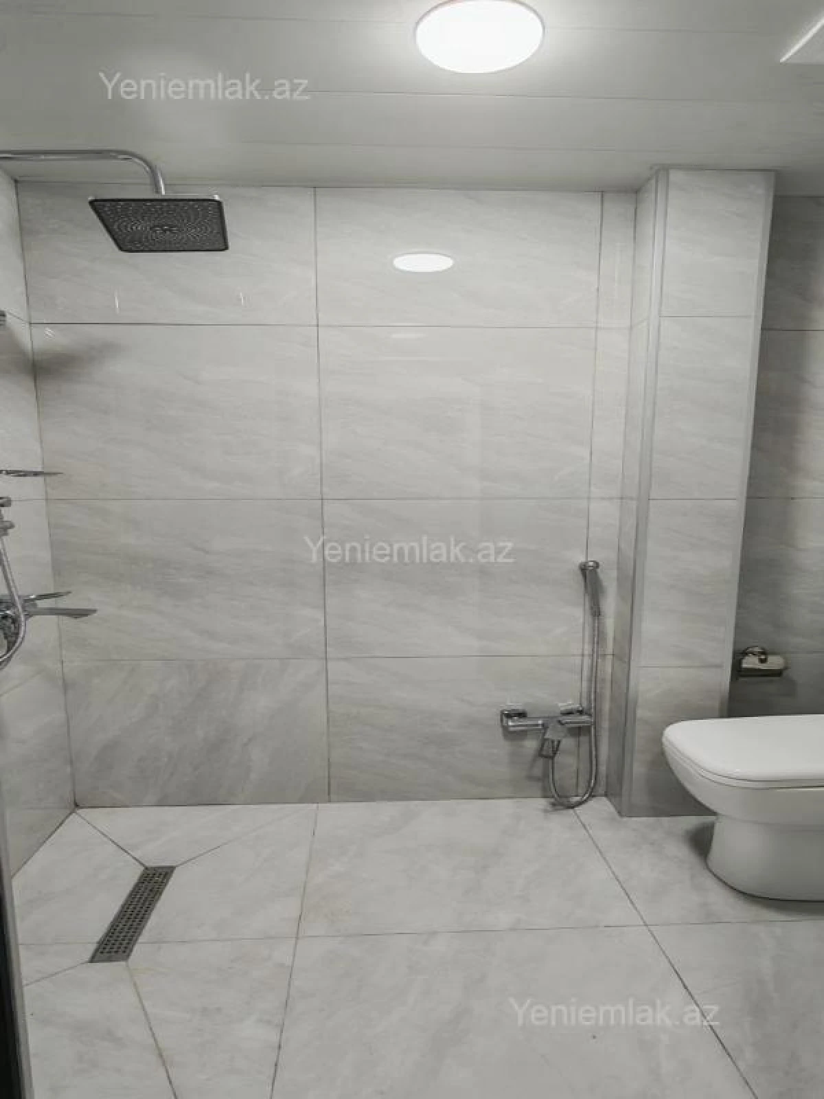 Satılır 2 otaqlı köhnə tikili 35 m²