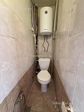 Satılır 3 otaqlı köhnə tikili 100 m²