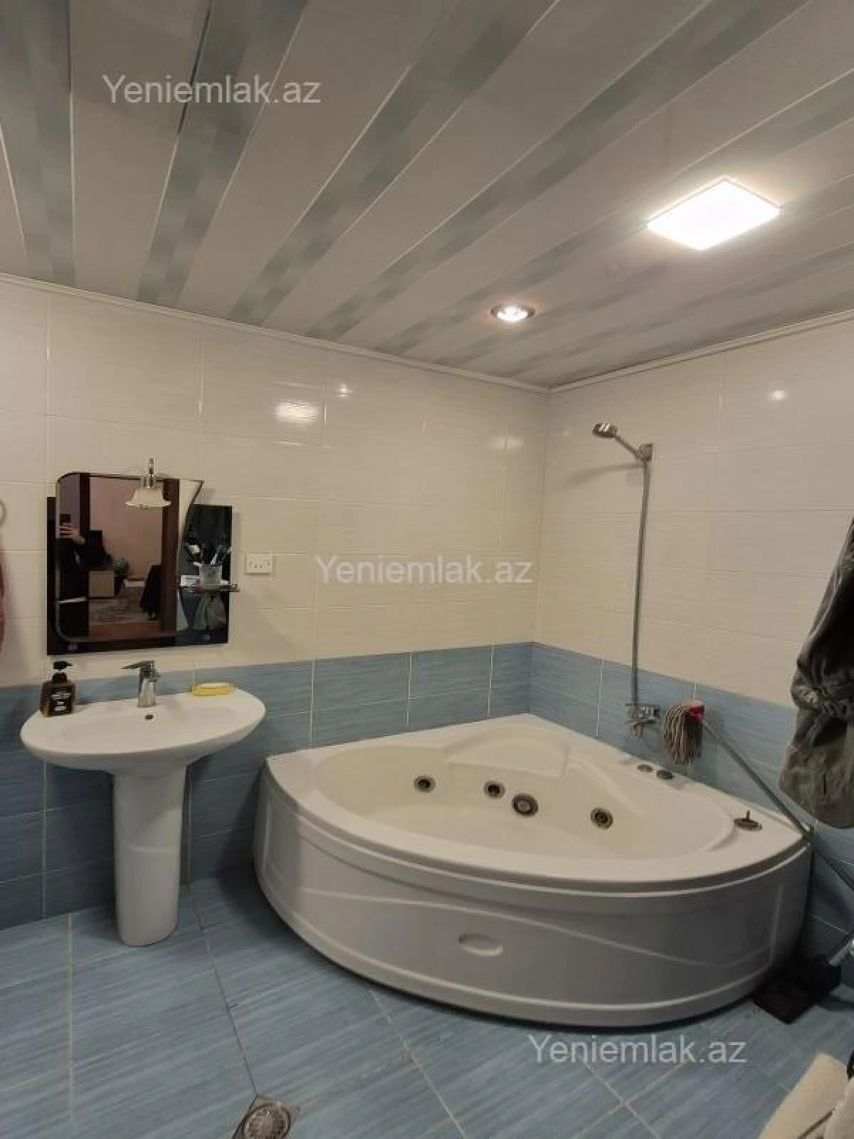 Satılır 2 otaqlı yeni tikili 55 m²