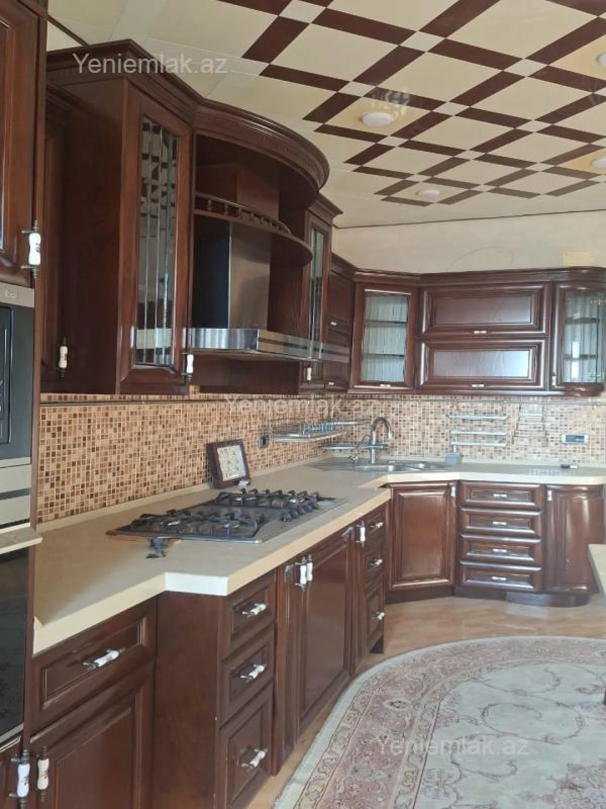 Satılır 5 otaqlı yeni tikili 242 m²