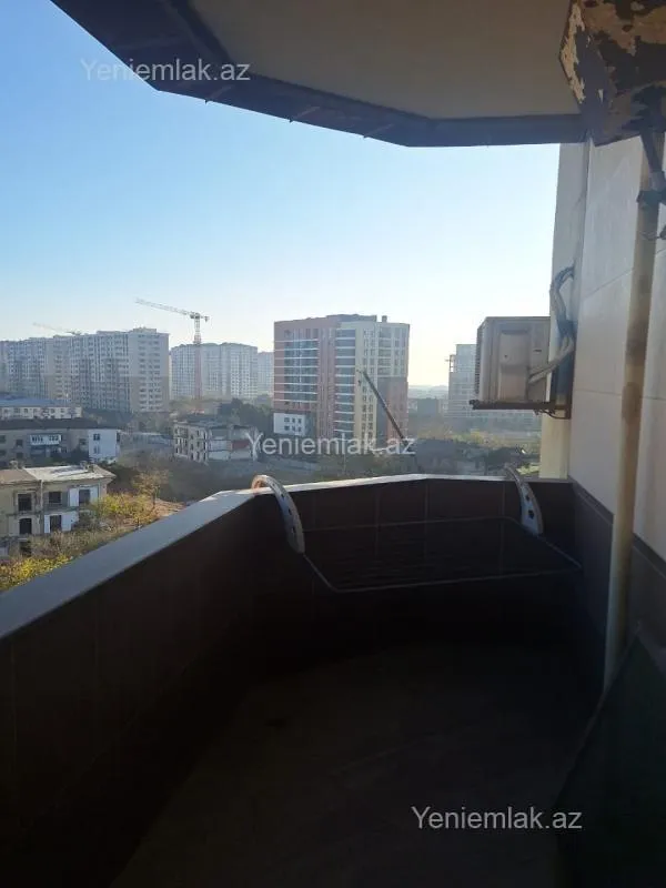 Satılır 5 otaqlı yeni tikili 242 m²