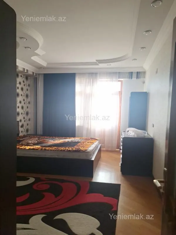 Satılır 5 otaqlı yeni tikili 242 m²