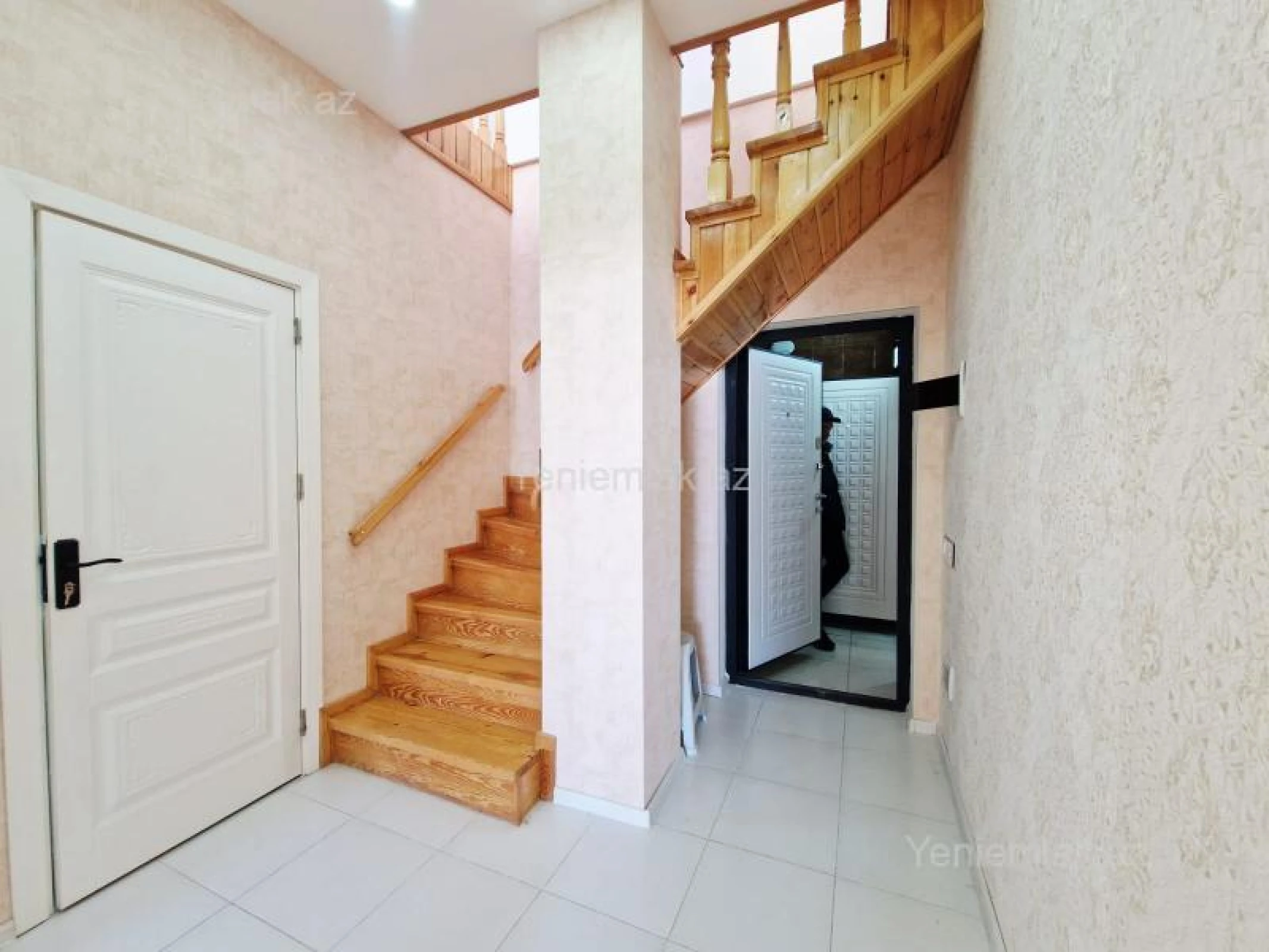 Satılır 1 otaqlı yeni tikili 112 m²