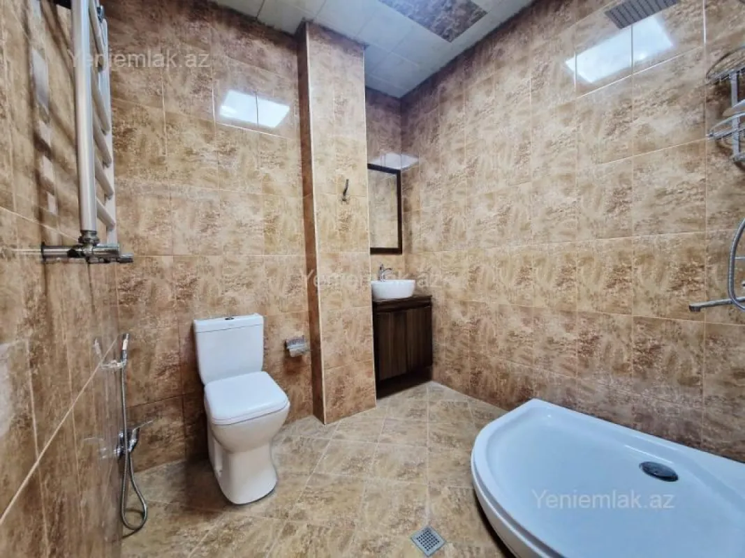 Satılır 1 otaqlı yeni tikili 112 m²