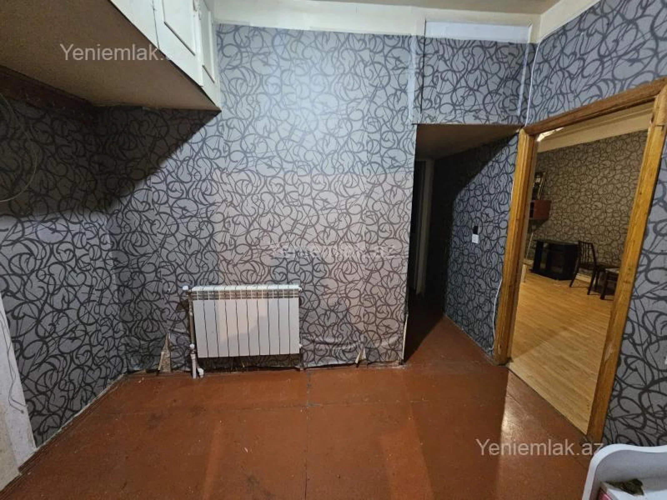 Satılır 2 otaqlı köhnə tikili 55 m²