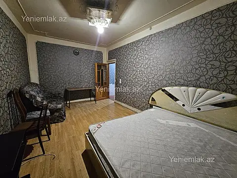 Satılır 2 otaqlı köhnə tikili 55 m²