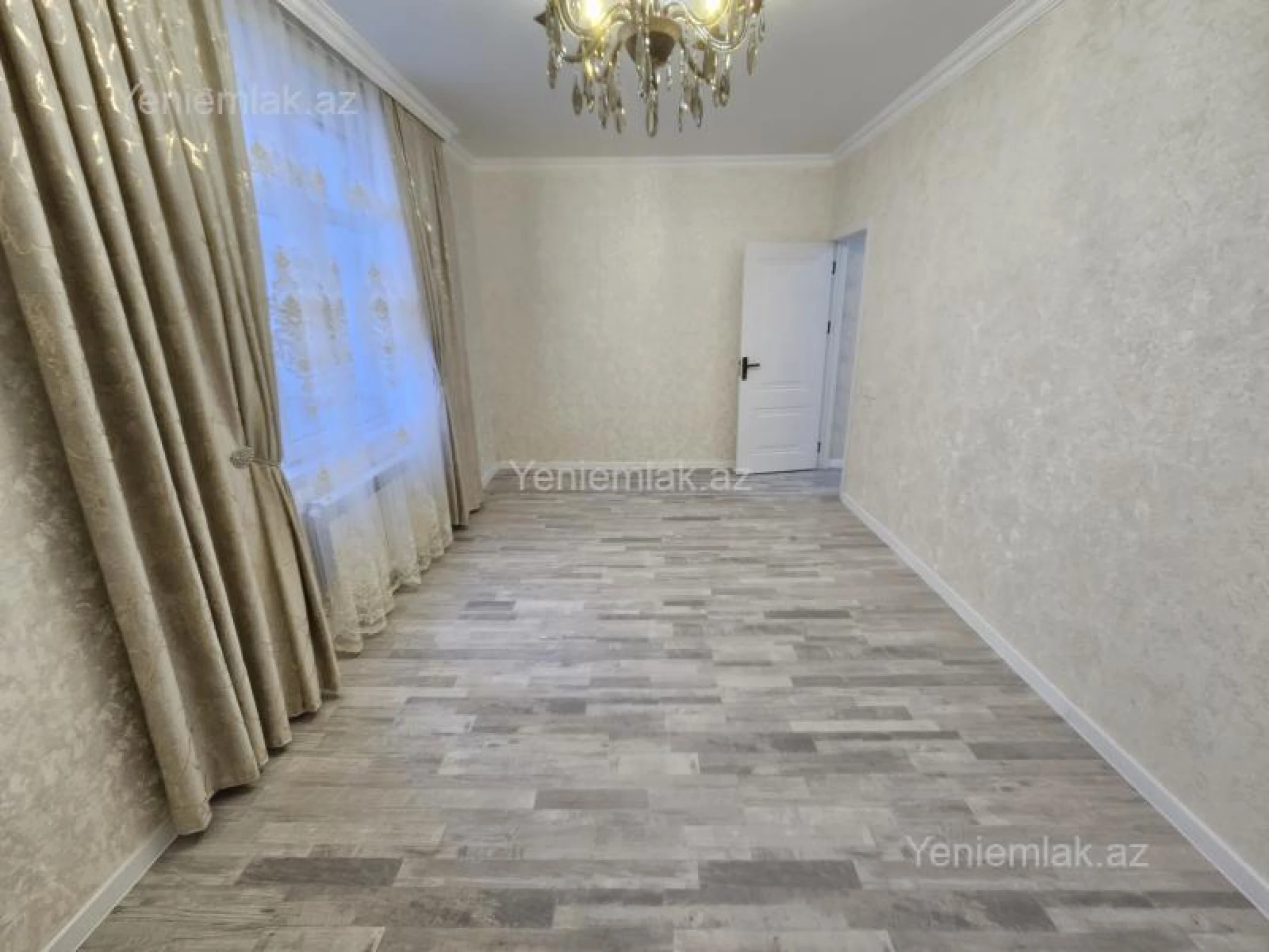 Satılır 2 otaqlı köhnə tikili 60 m²