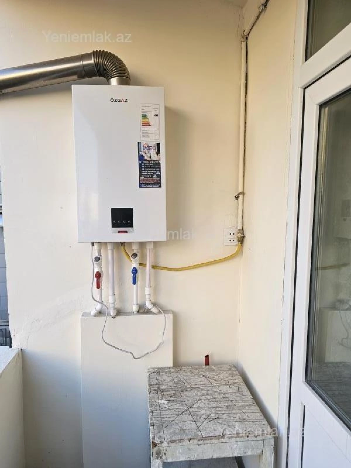 Satılır 2 otaqlı köhnə tikili 60 m²