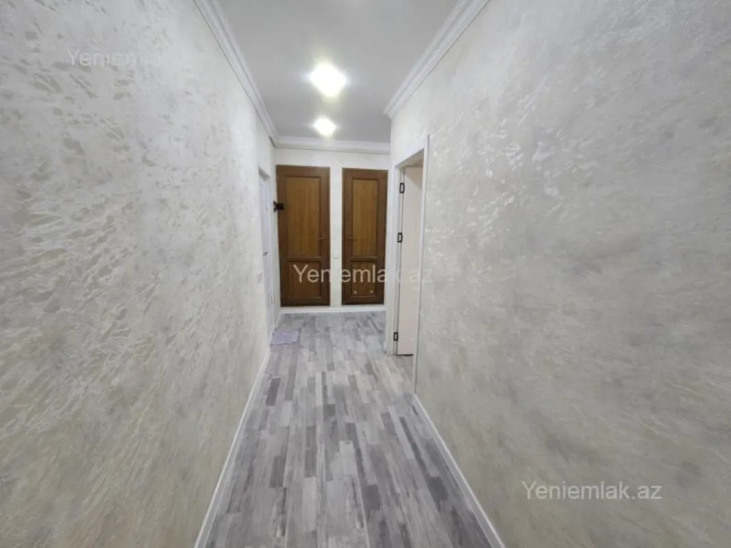 Satılır 2 otaqlı köhnə tikili 60 m²