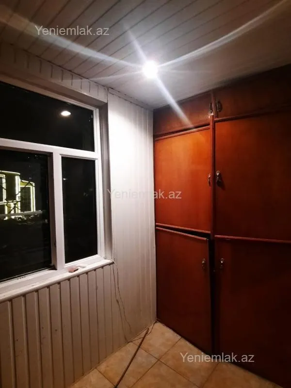 Satılır 3 otaqlı köhnə tikili 80 m²