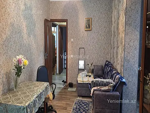Satılır 2 otaqlı köhnə tikili 60 m²