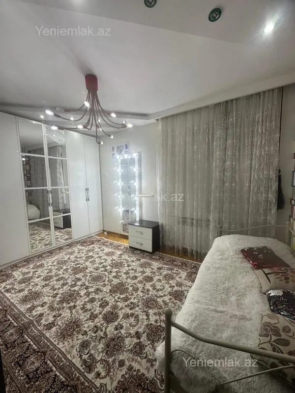 Satılır 4 otaqlı yeni tikili 131 m²