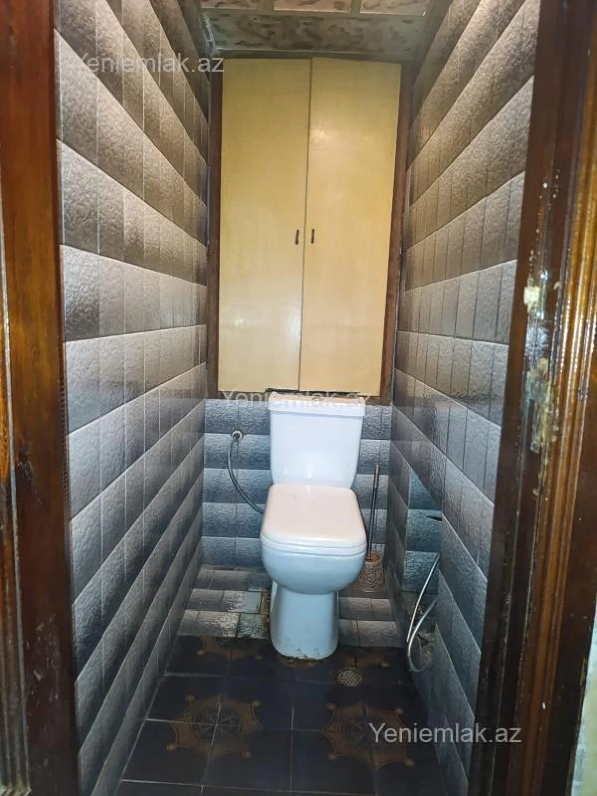 Satılır 4 otaqlı köhnə tikili 100 m²