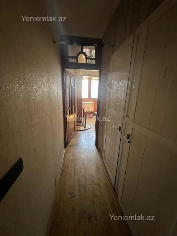 Satılır 3 otaqlı köhnə tikili 80 m²