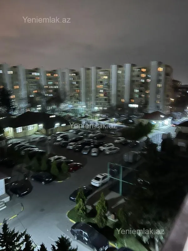 Satılır 2 otaqlı köhnə tikili 60 m²