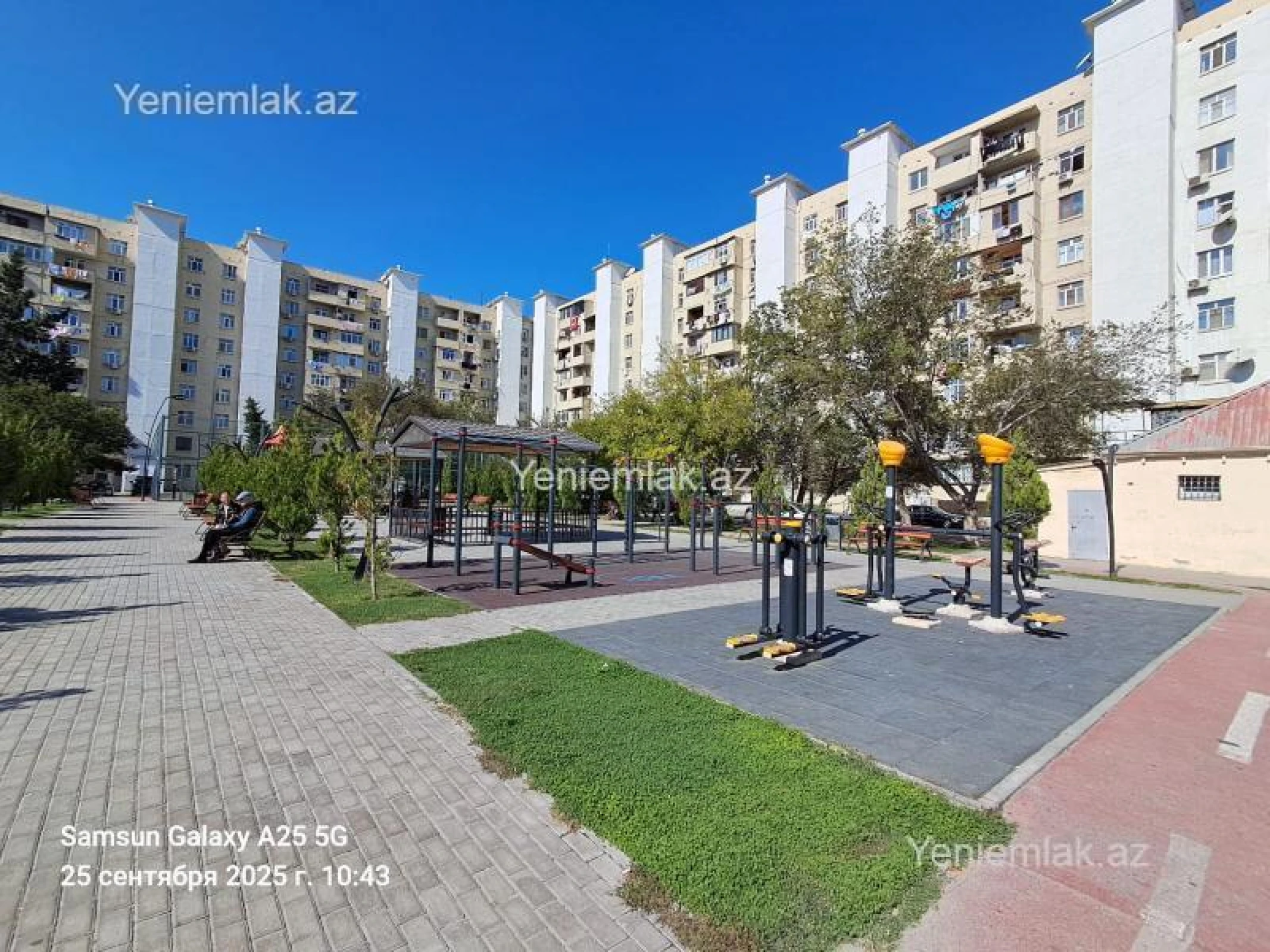 Satılır 2 otaqlı köhnə tikili 60 m²