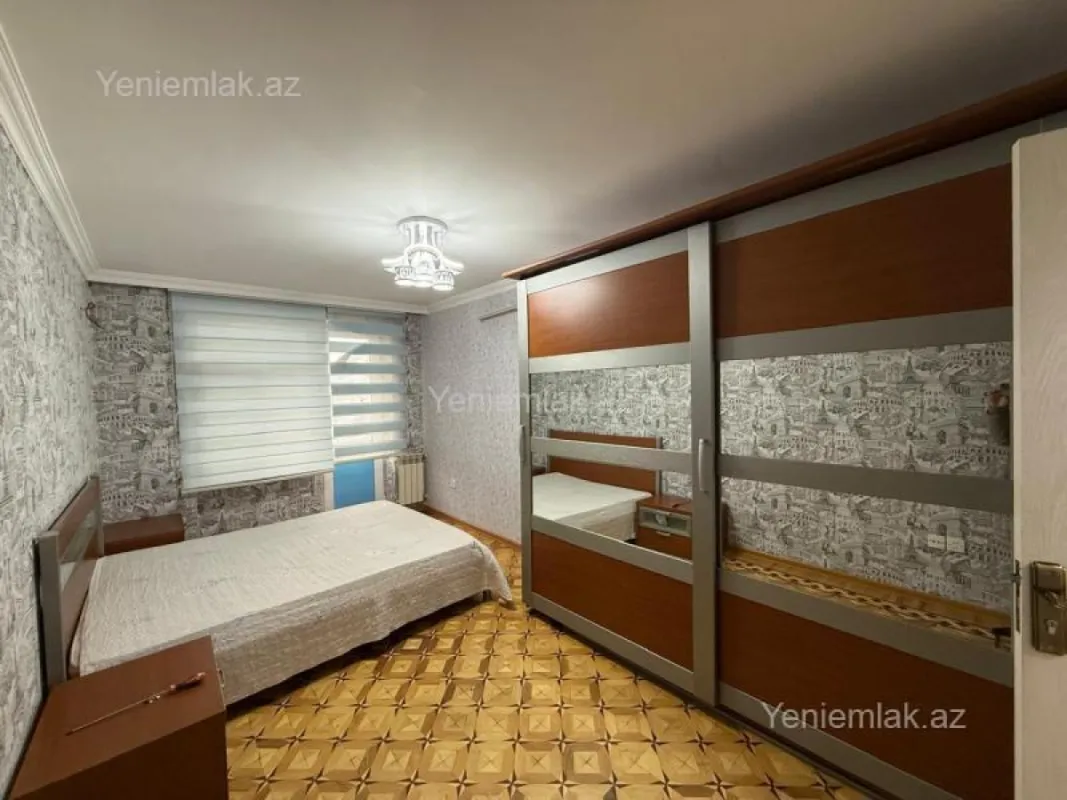 Satılır 3 otaqlı köhnə tikili 70 m²