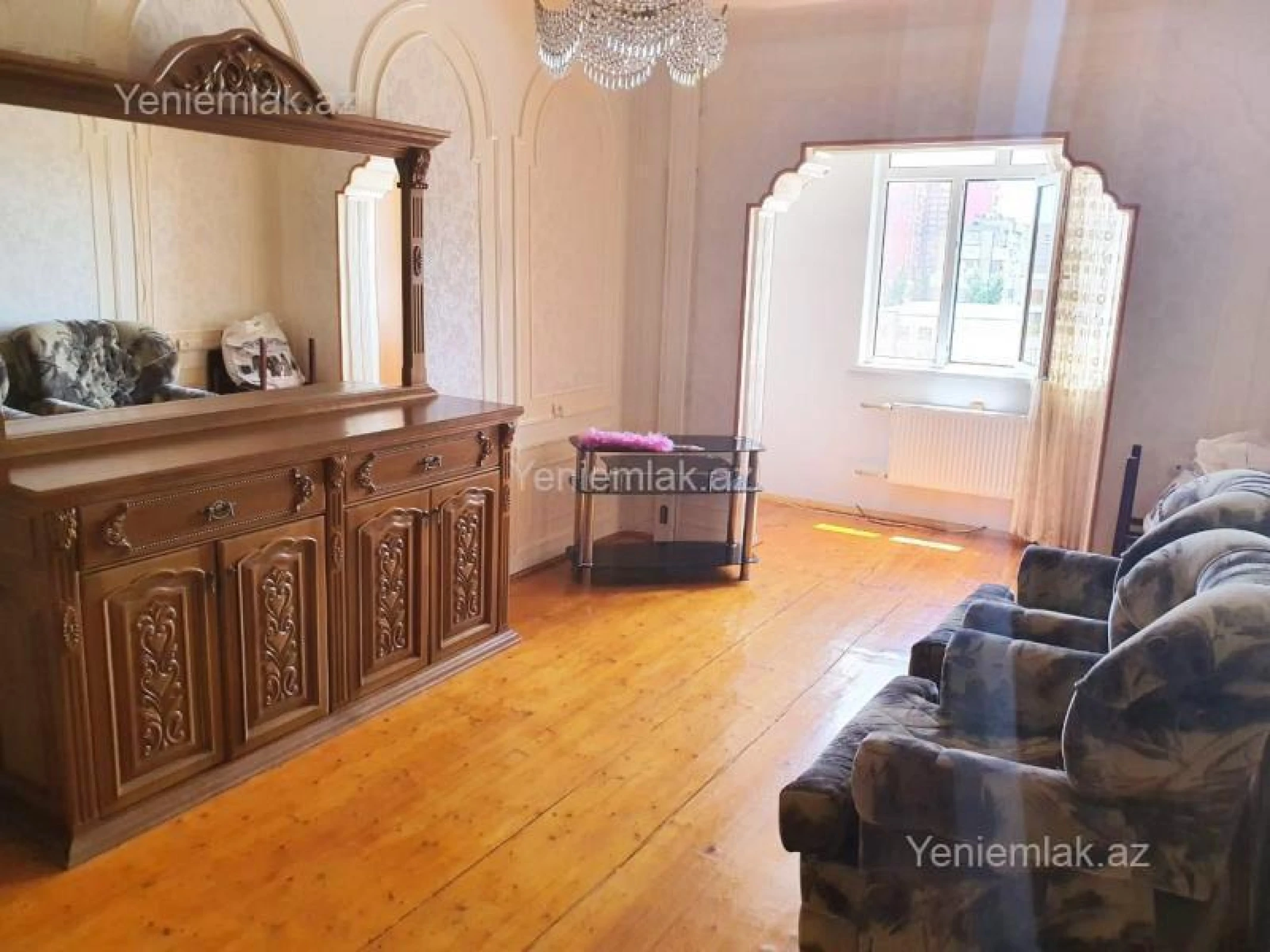 Satılır 4 otaqlı köhnə tikili 100 m²