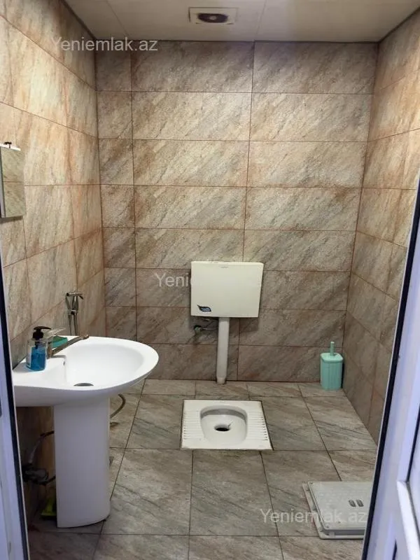 Satılır 1 otaqlı obyekt 1100 m²