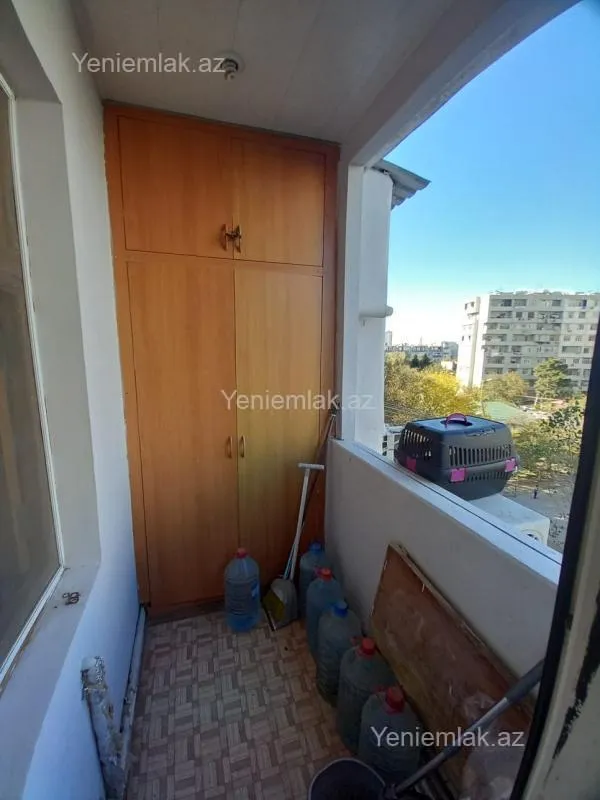 Satılır 4 otaqlı köhnə tikili 85 m²