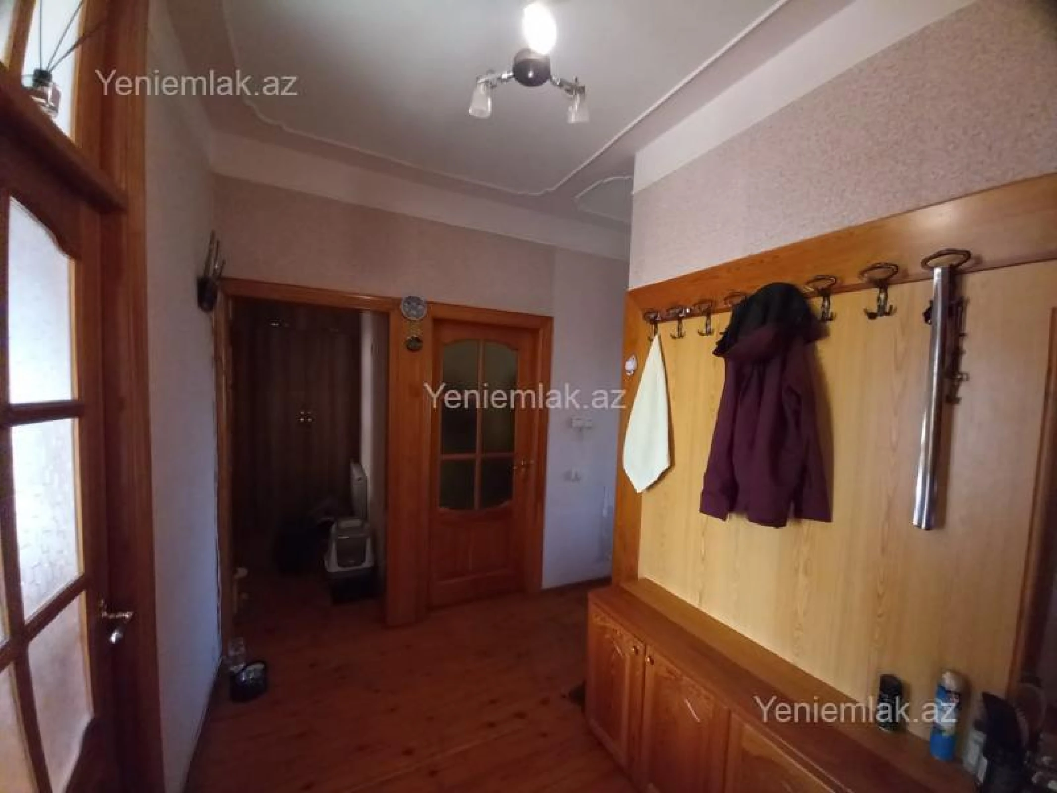 Satılır 4 otaqlı köhnə tikili 85 m²
