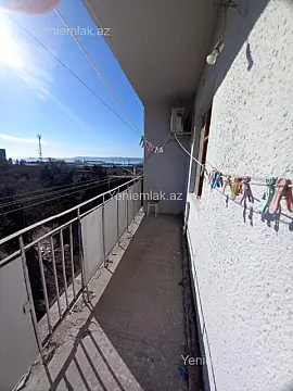 Satılır 4 otaqlı köhnə tikili 85 m²