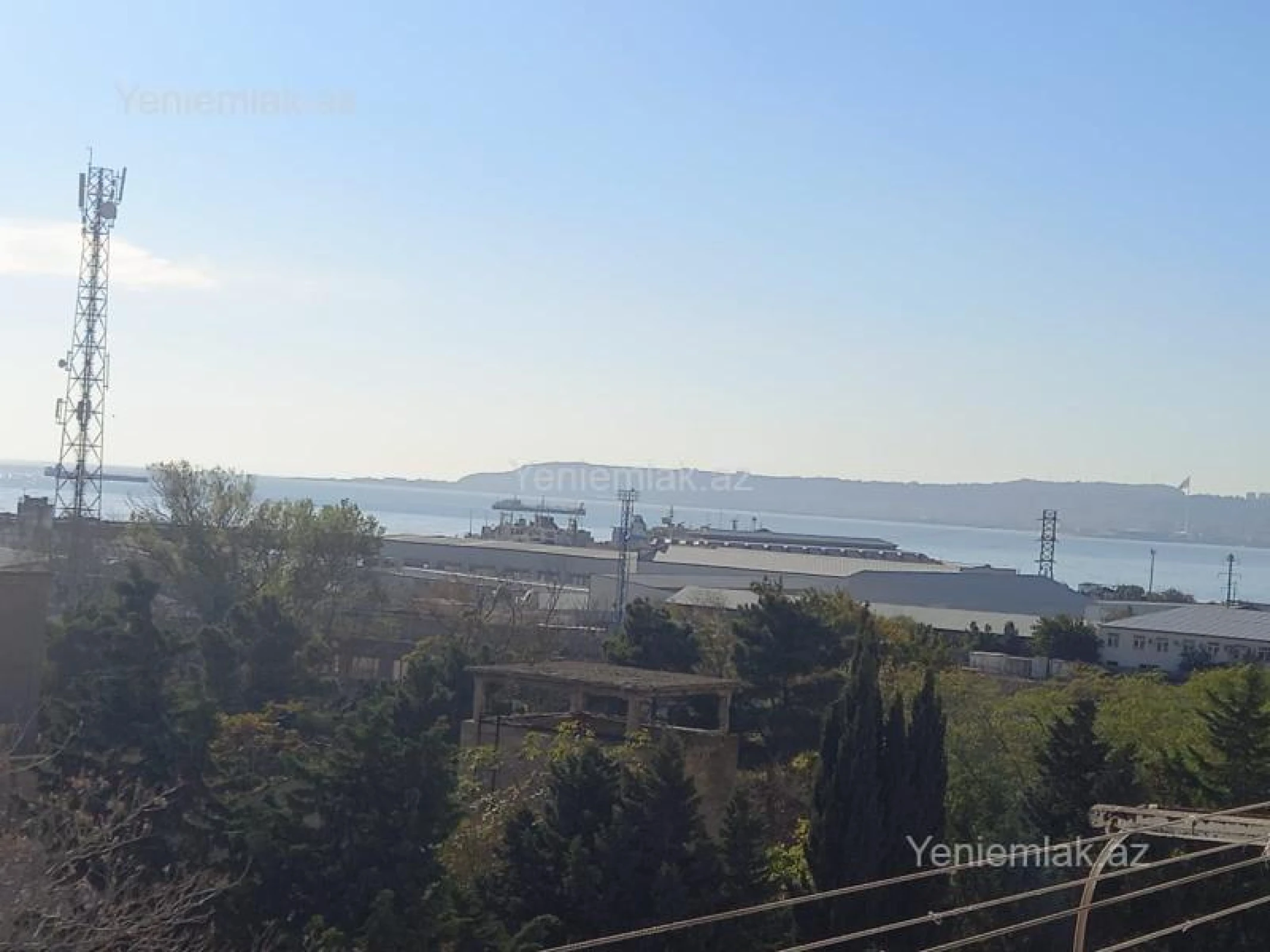 Satılır 4 otaqlı köhnə tikili 85 m²