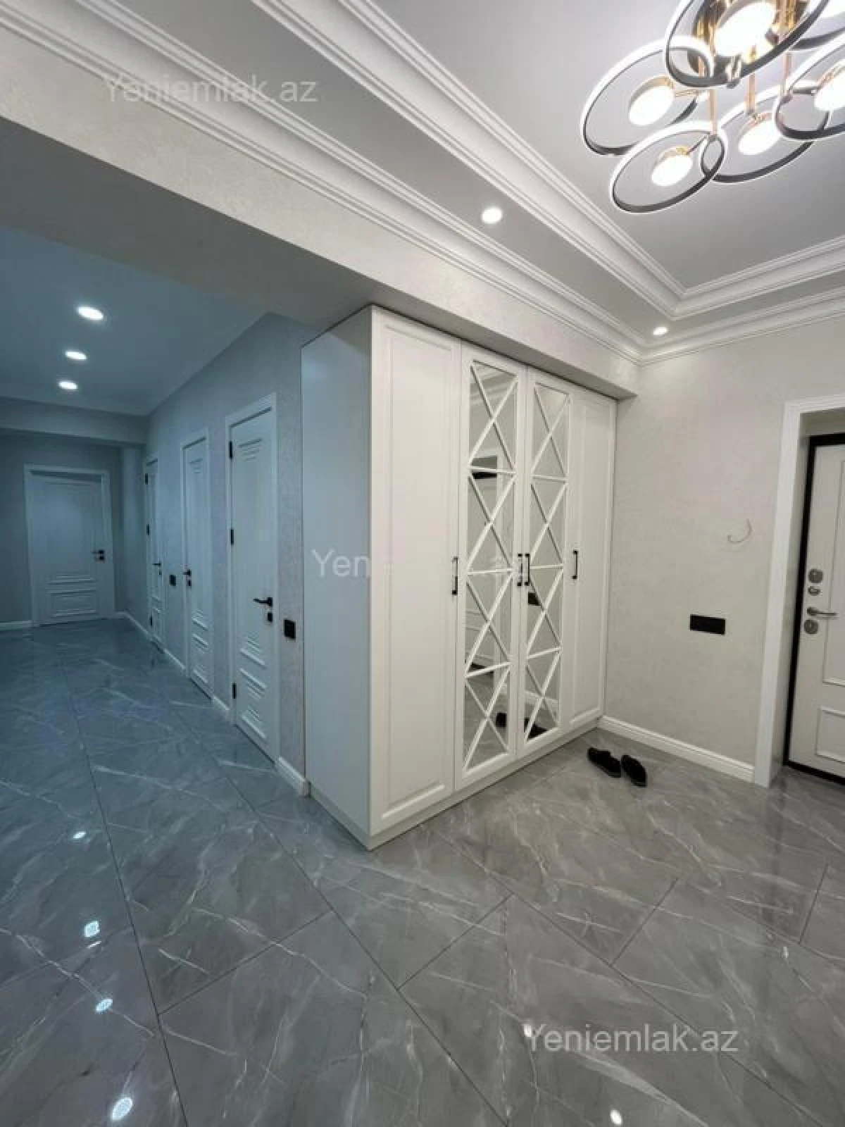 Satılır 4 otaqlı yeni tikili 127 m²