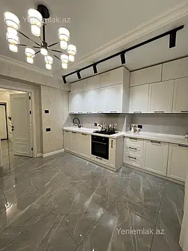 Satılır 4 otaqlı yeni tikili 127 m²