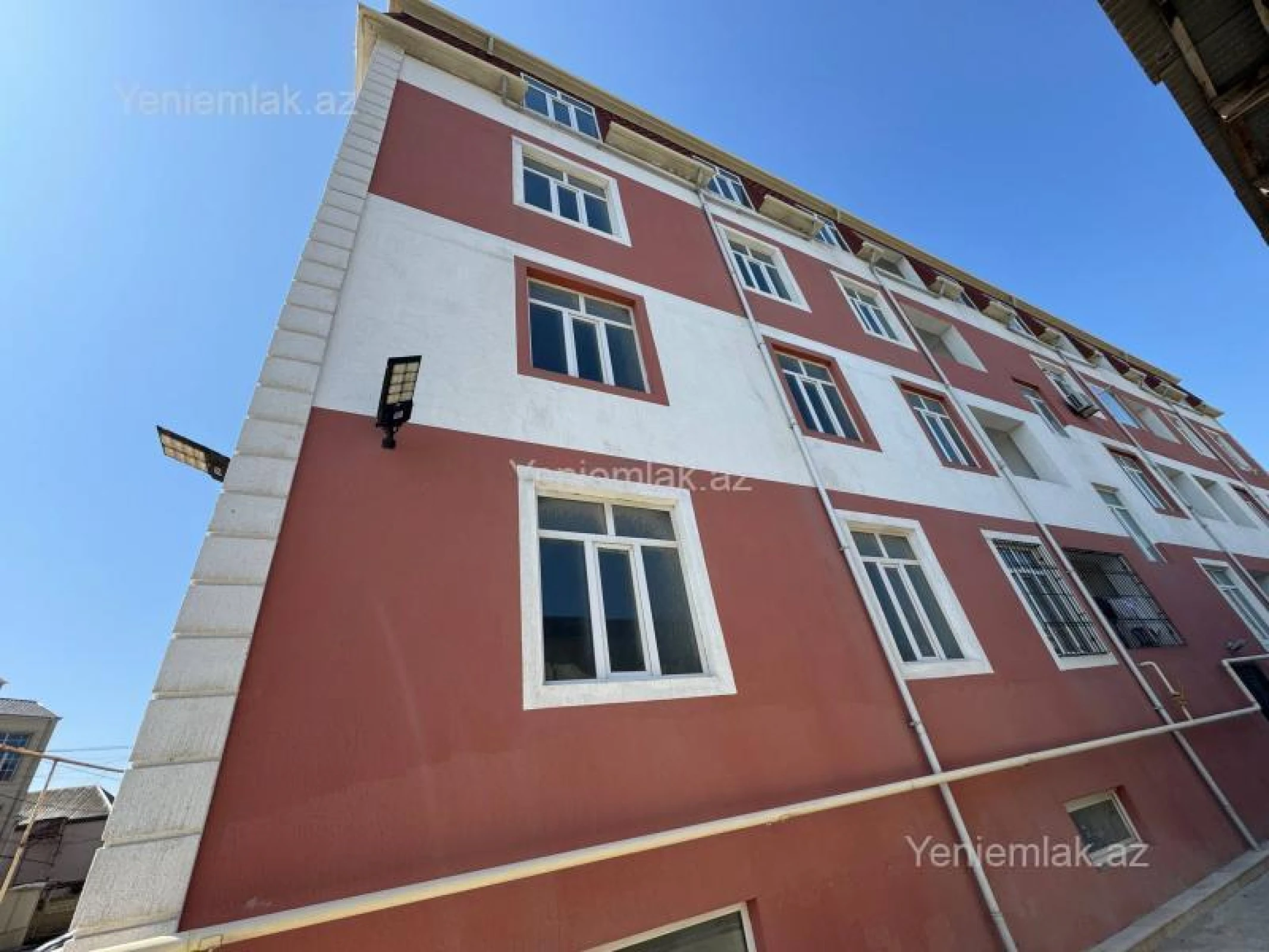 Satılır 1 otaqlı yeni tikili 40 m²