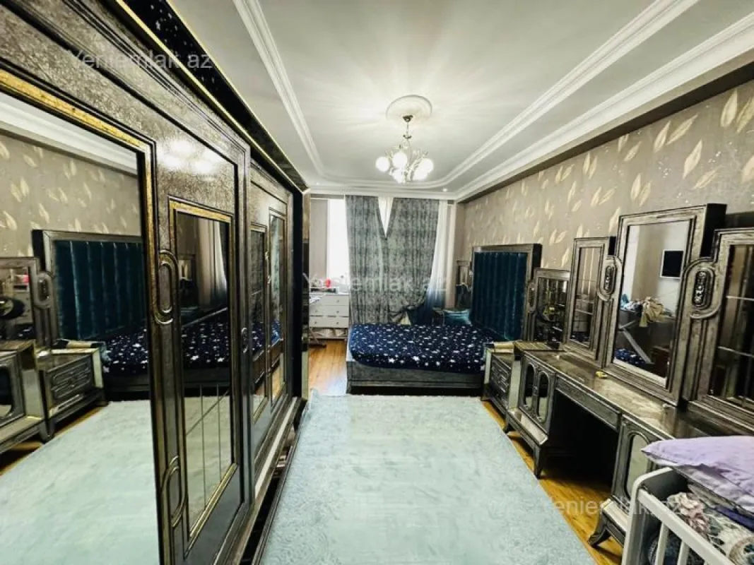 Satılır 2 otaqlı yeni tikili 95 m²