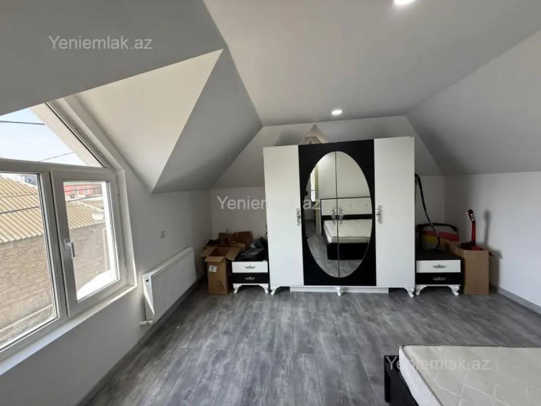 Satılır 4 otaqlı həyət evi 150 m²