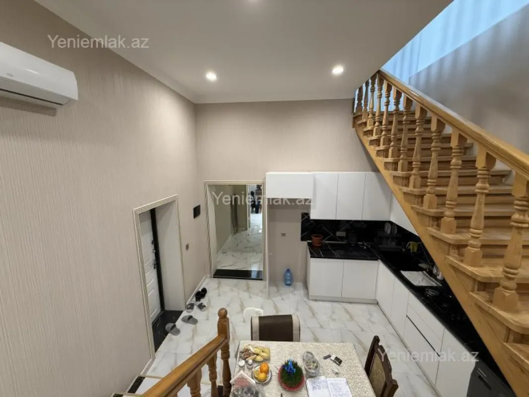 Satılır 4 otaqlı həyət evi 150 m²