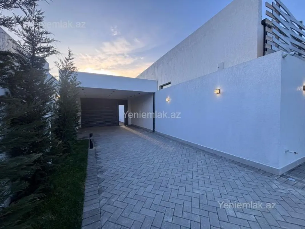 Satılır 5 otaqlı həyət evi 250 m²