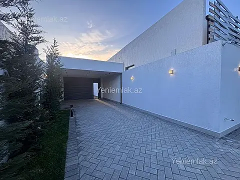 Satılır 5 otaqlı həyət evi 250 m²