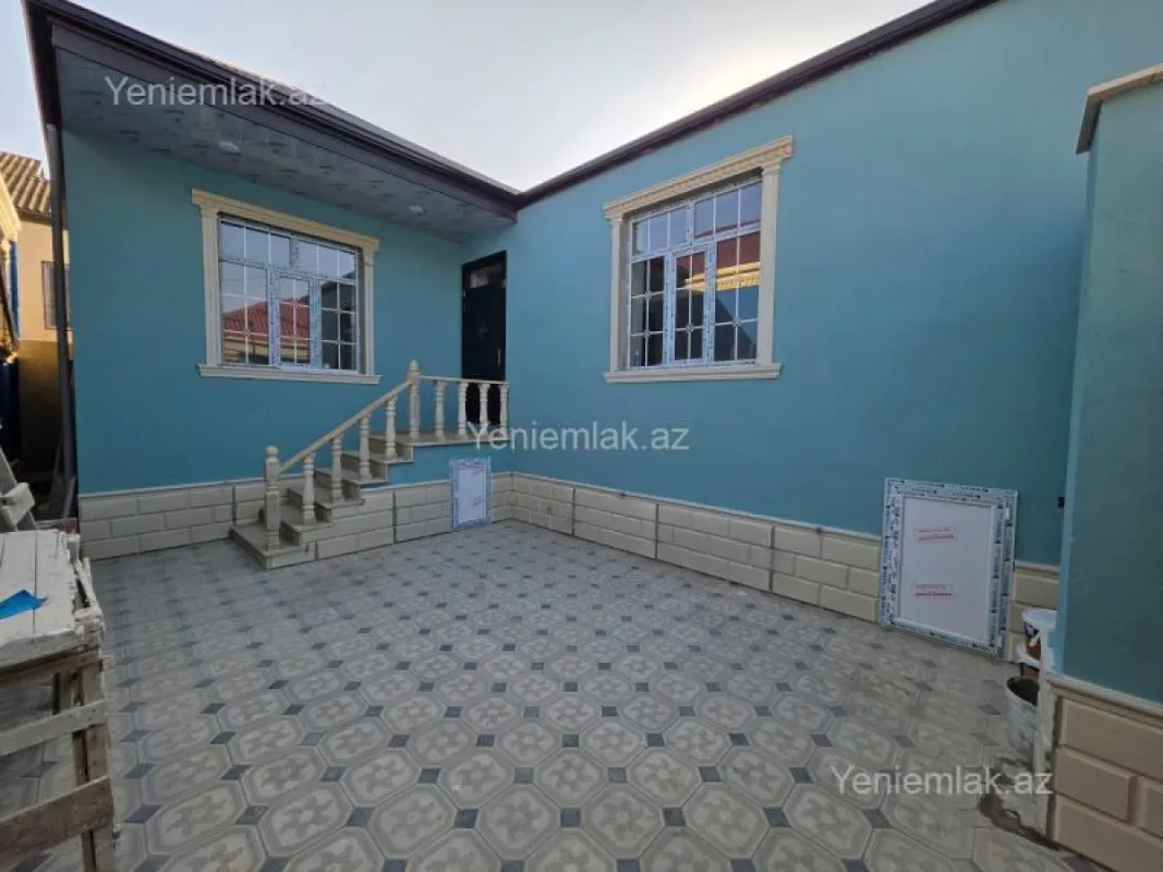 Satılır 4 otaqlı həyət evi 105 m²