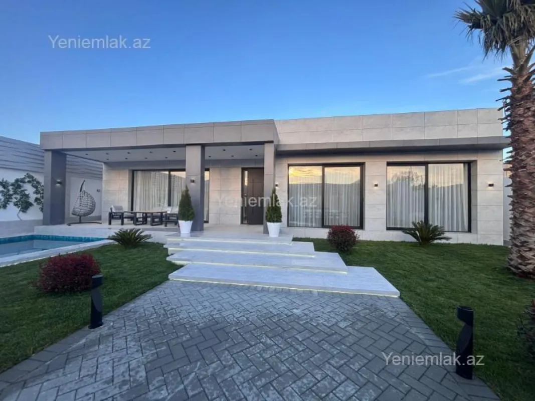 Satılır 5 otaqlı həyət evi 250 m²