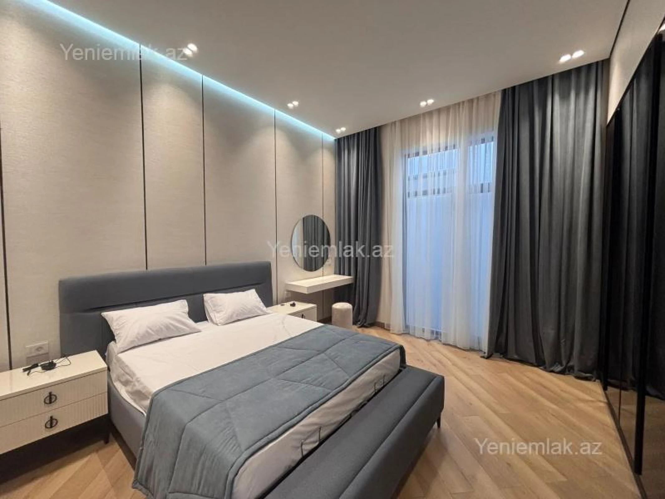 Satılır 5 otaqlı həyət evi 250 m²
