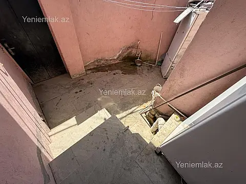 Satılır 2 otaqlı həyət evi 75 m²